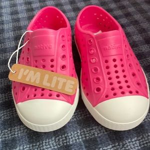 Native Jefferson Slip On shoes 7M Hollywood Pink